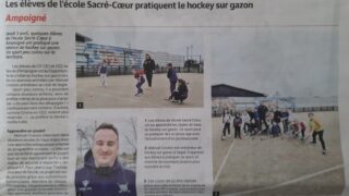 Les élèves de l’école Sacré-Coeur pratiquent le hockey sur gazon – HA 11.04.25
